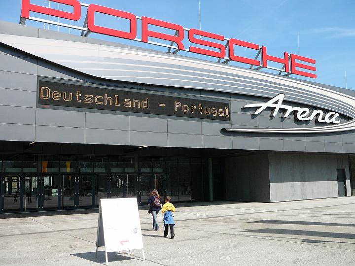 P1030401.JPG - Porsche Arena